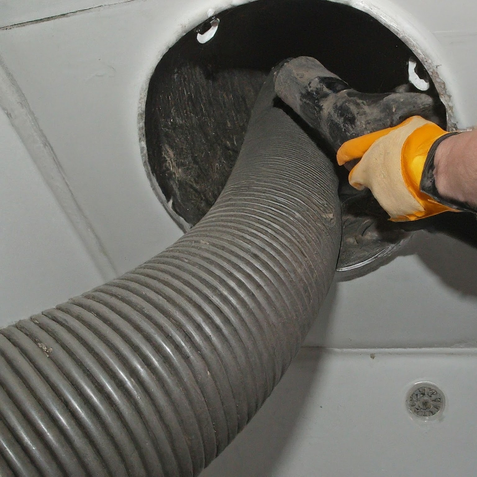 Expert Duct Cleaning Services in Salem, MA Professional Duct Cleaning Salem MA - HVAC Air Duct Cleaning Services by Chimney Sweep Salem Massachusetts
